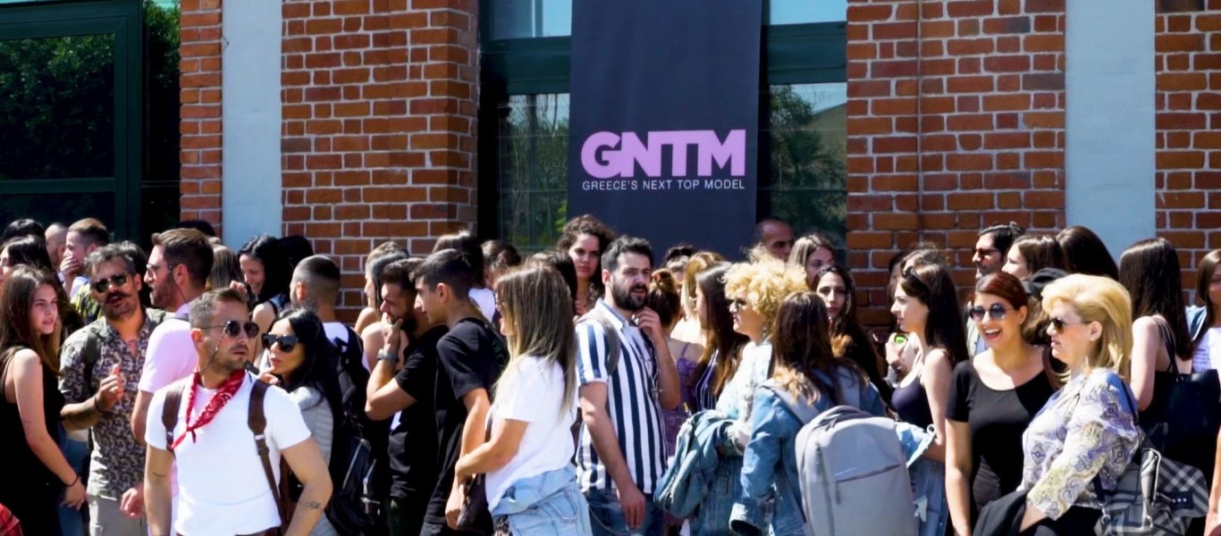 GNTM 2: Ο εκνευρισμός της Ζενεβιέβ και οι ψεύτικες βλεφαρίδες (βίντεο)